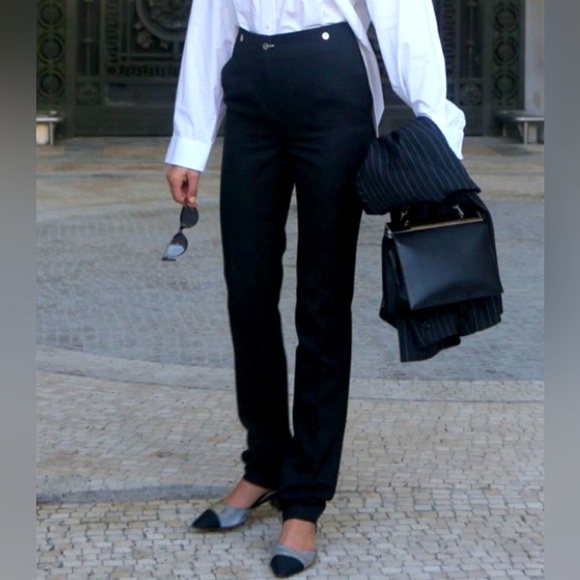 St. John Sport Marie Gray Trousers Straight Leg Denim Black Gold Buckle - Picture 1 of 7